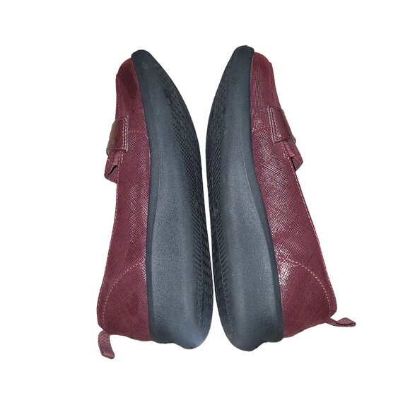 Clarks Cloud Steppers Penny Loafer 7.5 Shoe Work Burgundy Office Preppy Academia - Picture 7 of 10